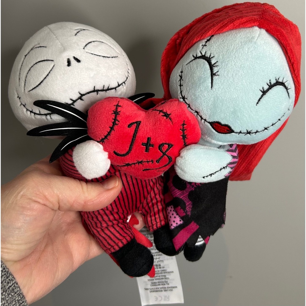 Disney Store Nightmare‎ Before Christmas Jack and Sally Heart Plush 7 Inch Toy